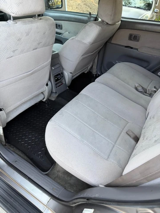 2002 Toyota 4Runner 3rd Gen - Image 5 of 8