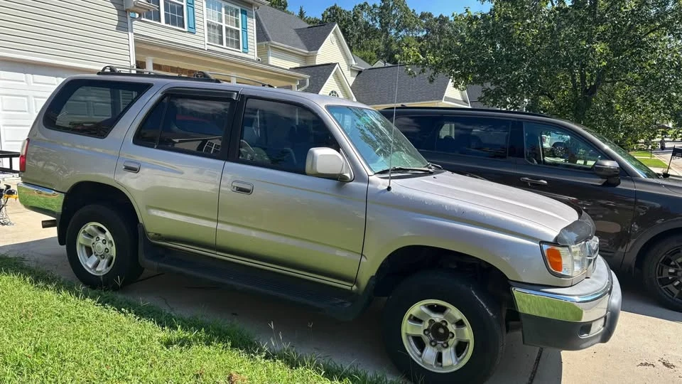 2002 Toyota 4Runner 3rd Gen - Image 3 of 17