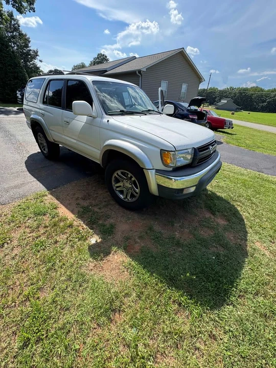 2002 Toyota 4Runner 3rd Gen - Image 2 of 7