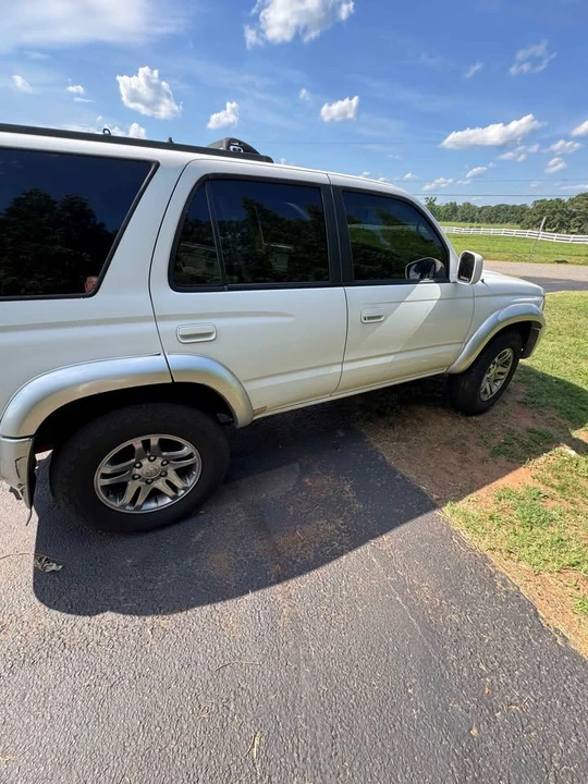 2002 Toyota 4Runner 3rd Gen - Image 3 of 7