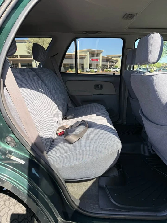 2002 Toyota 4Runner 3rd Gen - Image 7 of 9