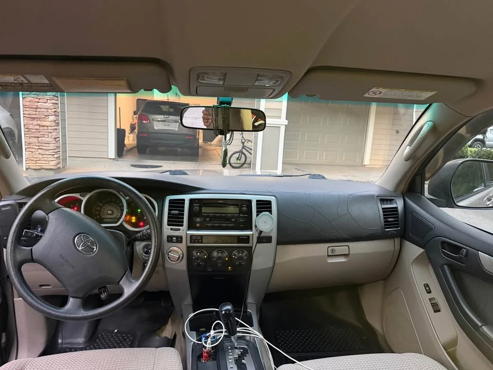 2002 Toyota 4Runner 3rd Gen - Image 10 of 16