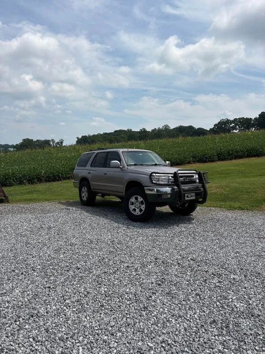 2002 Toyota 4Runner 3rd Gen - Image 2 of 13
