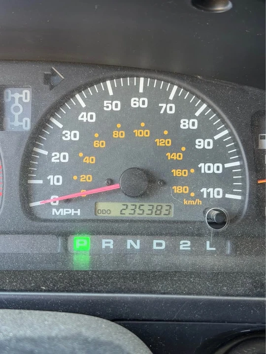 2002 Toyota 4Runner 3rd Gen - Image 9 of 15