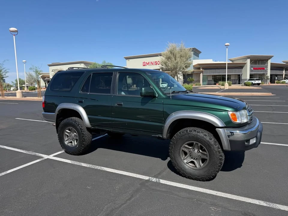 2002 Toyota 4Runner 3rd Gen - Image 2 of 9