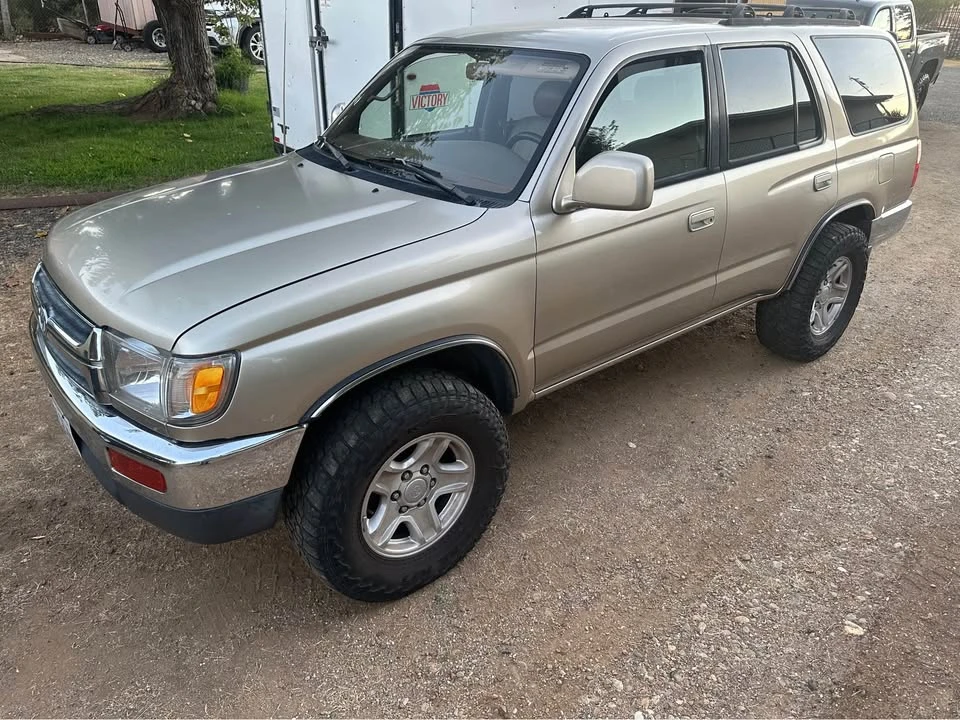 2002 Toyota 4Runner 3rd Gen - Image 3 of 10