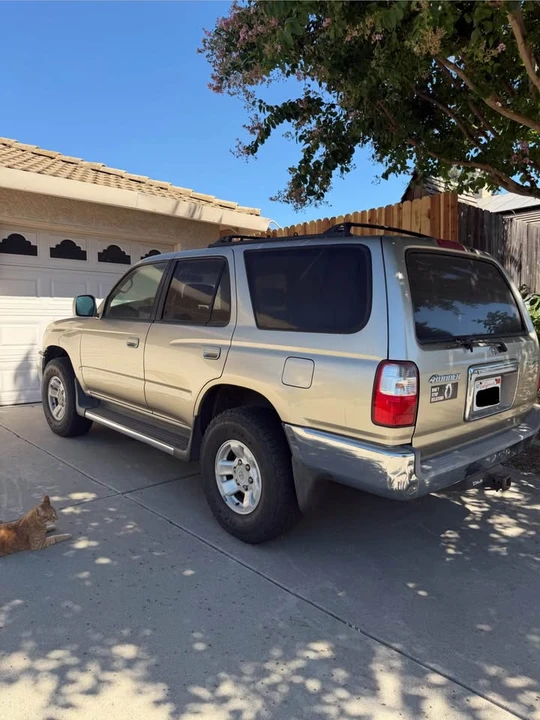 2002 Toyota 4Runner 3rd Gen - Image 2 of 15