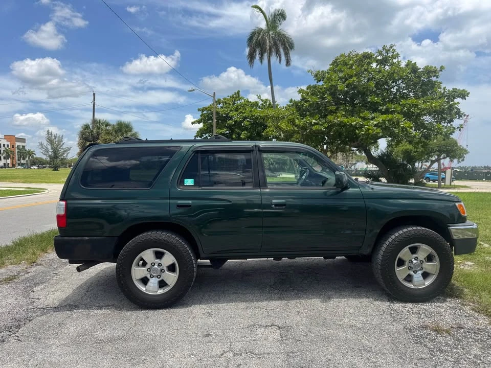 2002 Toyota 4Runner 3rd Gen - Image 8 of 9