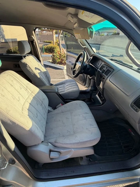 2002 Toyota 4Runner 3rd Gen - Image 11 of 19