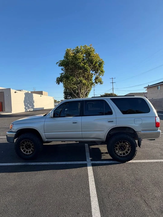 2002 Toyota 4Runner 3rd Gen - Image 5 of 19