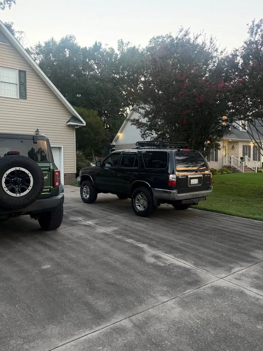 2002 Toyota 4Runner 3rd Gen - Image 4 of 10
