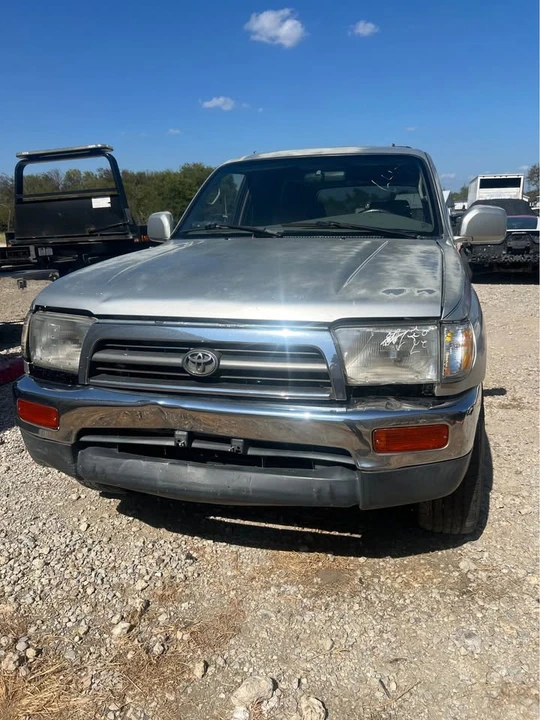 2002 Toyota 4Runner 3rd Gen - Image 3 of 4