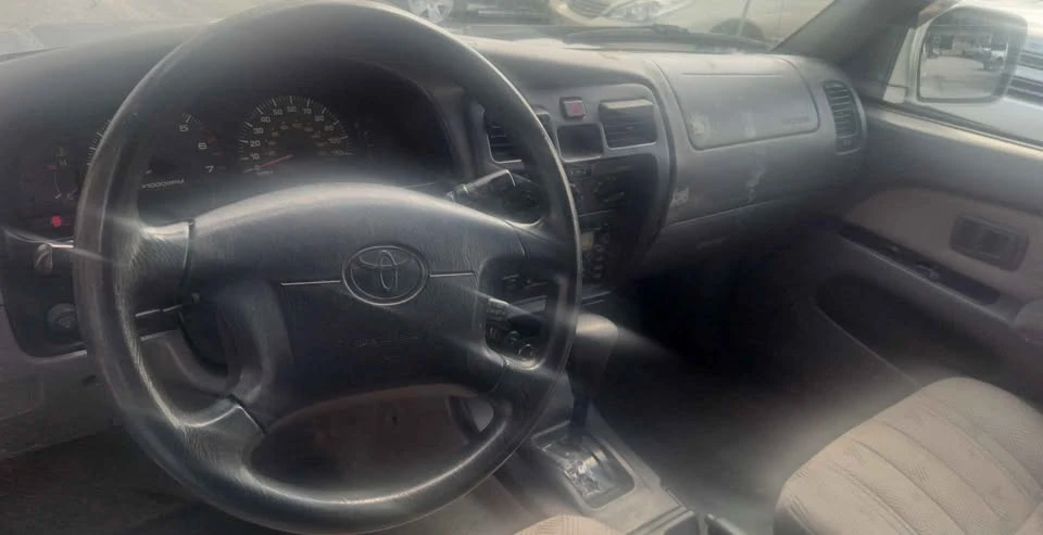 2002 Toyota 4Runner 3rd Gen - Image 6 of 9