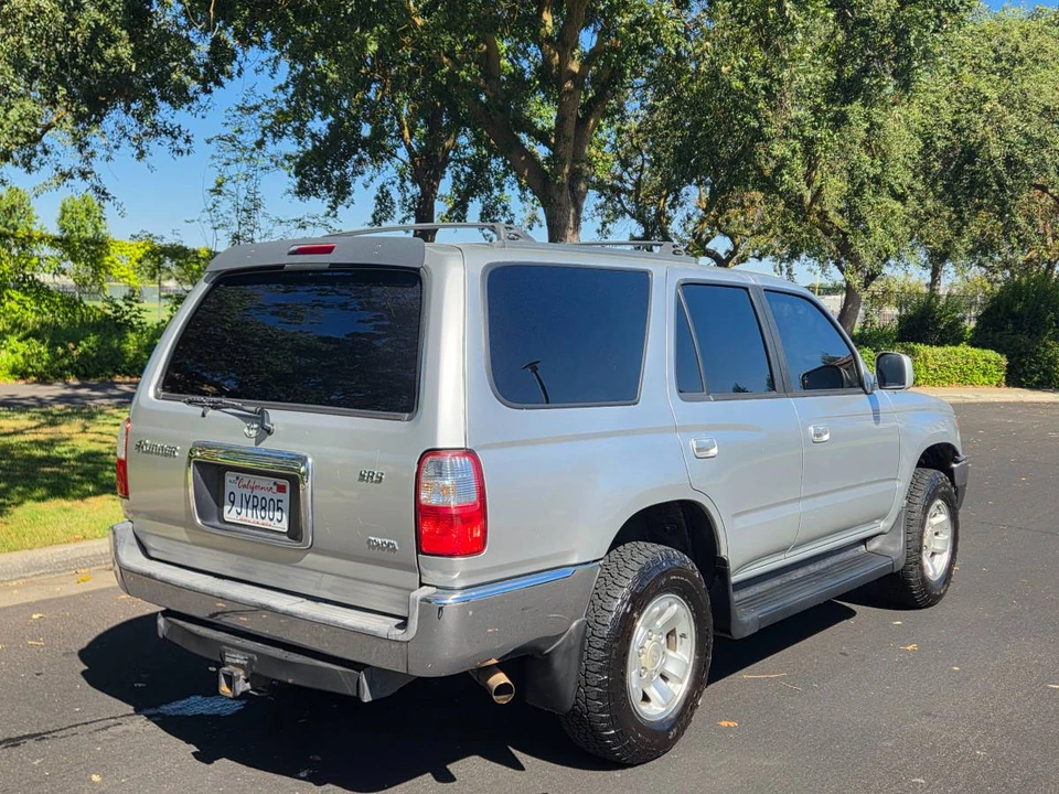 2002 Toyota 4Runner 3rd Gen - Image 5 of 11