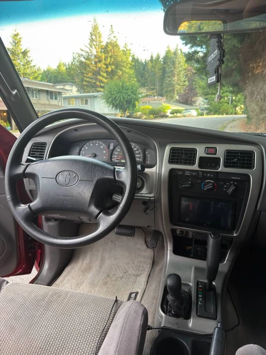 2002 Toyota 4Runner 3rd Gen - Image 10 of 18