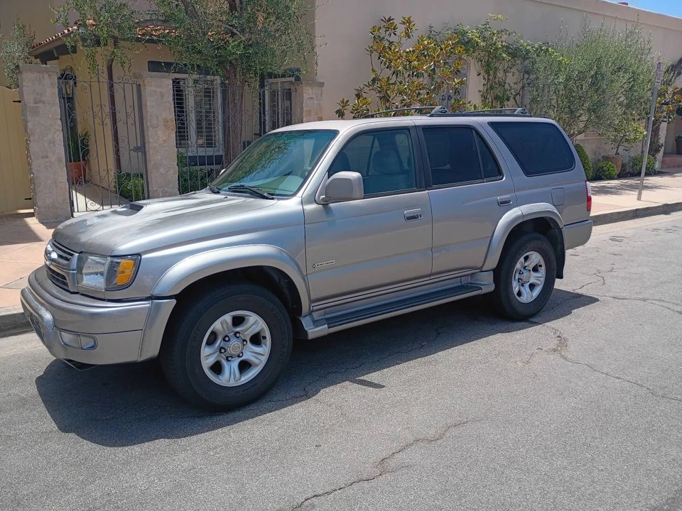 2002 Toyota 4Runner 3rd Gen - Image 3 of 13