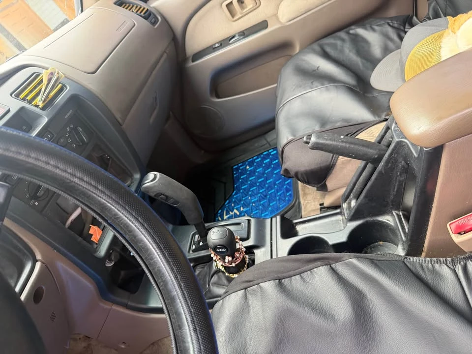 2002 Toyota 4Runner 3rd Gen - Image 11 of 14