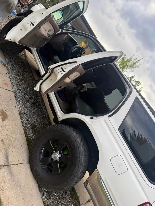 2002 Toyota 4Runner 3rd Gen - Image 5 of 14