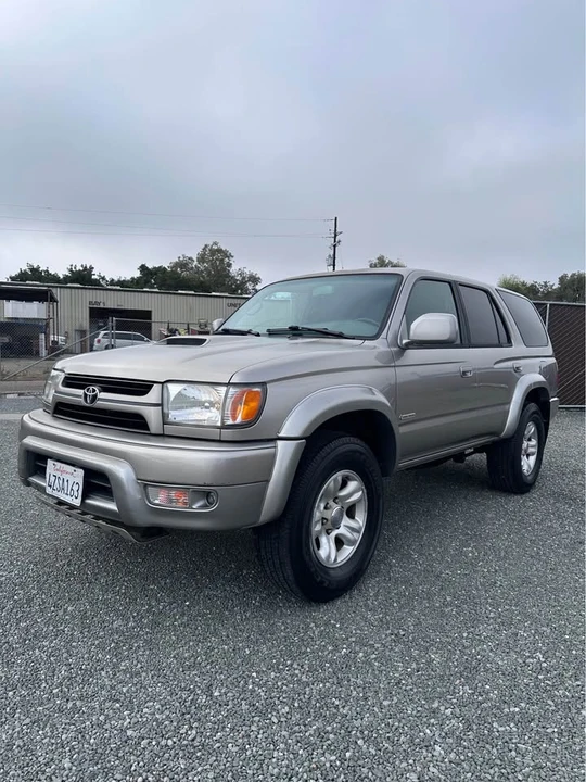 2002 Toyota 4Runner 3rd Gen - Image 2 of 12