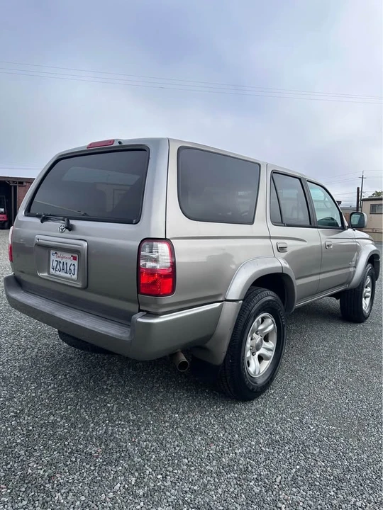 2002 Toyota 4Runner 3rd Gen - Image 3 of 12