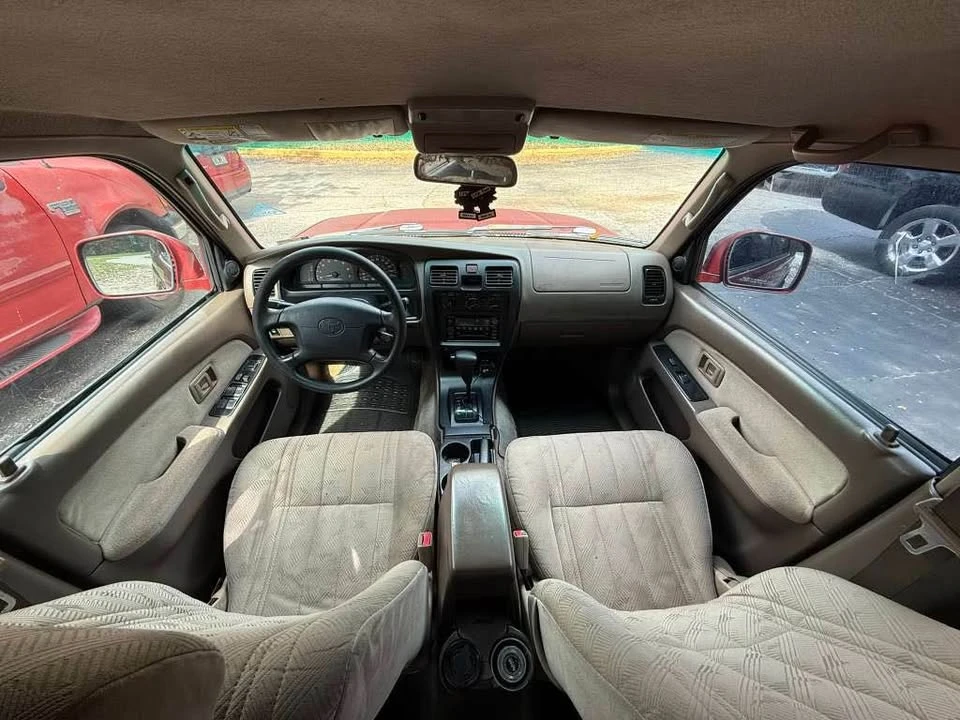2002 Toyota 4Runner 3rd Gen - Image 11 of 18