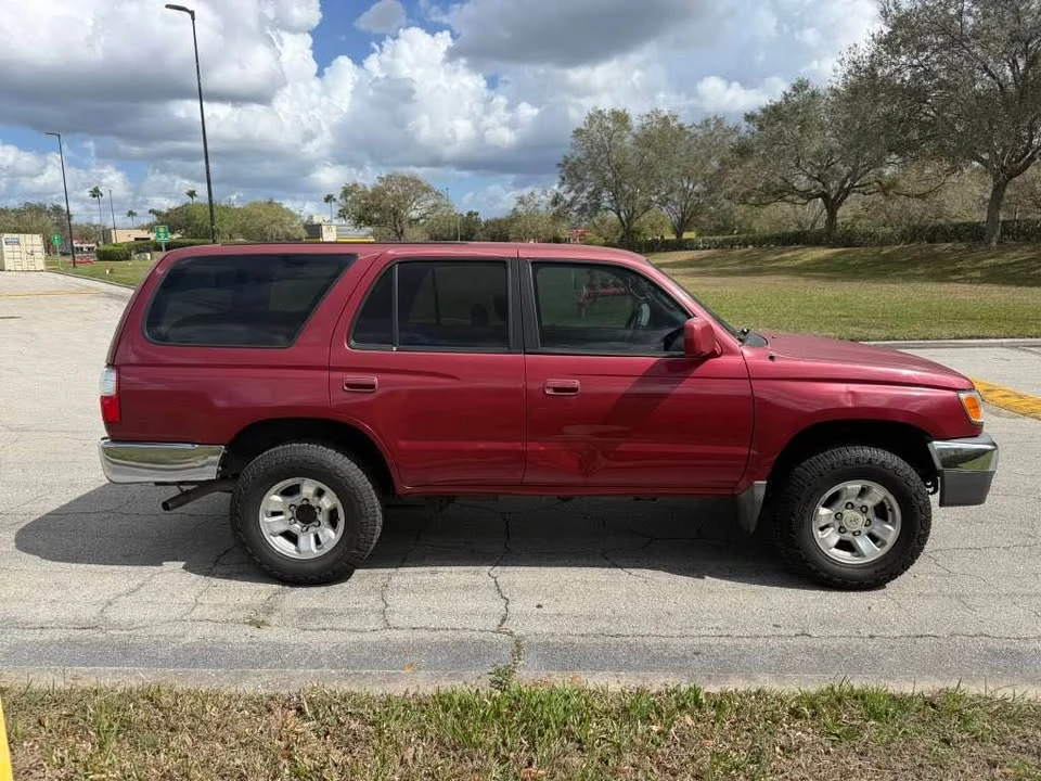 2002 Toyota 4Runner 3rd Gen - Image 2 of 18