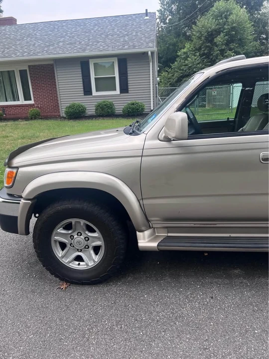 2002 Toyota 4Runner 3rd Gen - Image 10 of 12