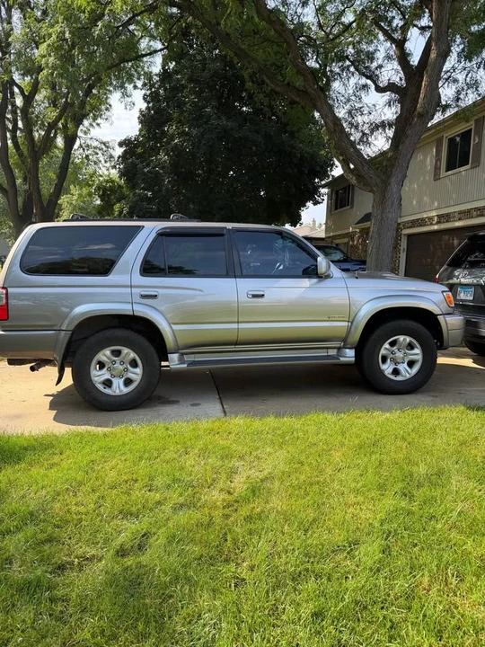 2002 Toyota 4Runner 3rd Gen - Image 6 of 8