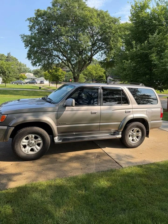 2002 Toyota 4Runner 3rd Gen - Image 2 of 8