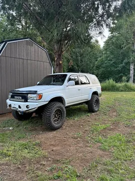2002 Toyota 4Runner SR5