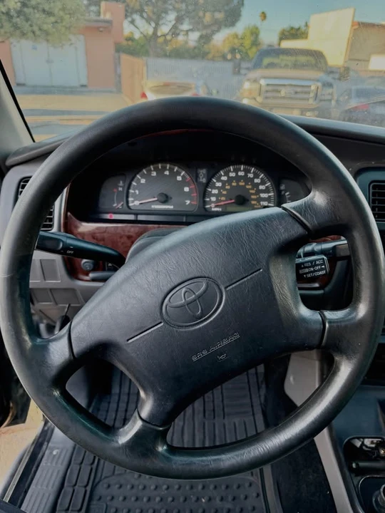 2002 Toyota 4Runner 3rd Gen - Image 9 of 18