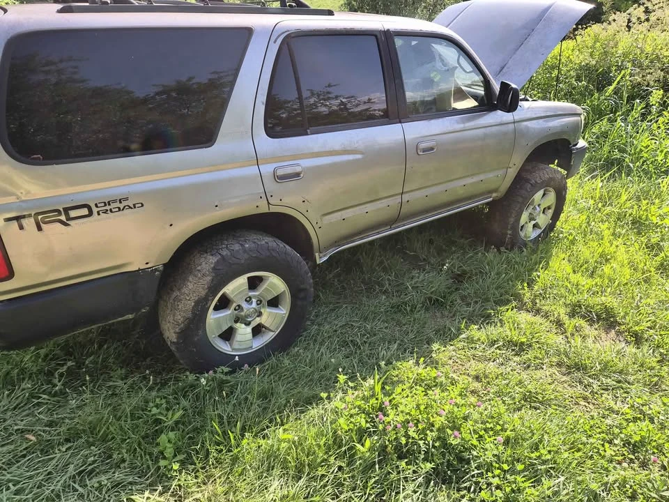 2002 Toyota 4Runner 3rd Gen - Image 2 of 4