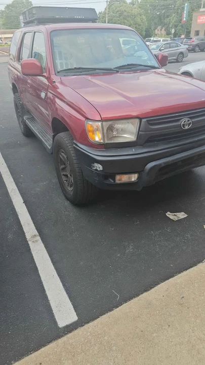 2002 Toyota 4Runner 3rd Gen - Image 2 of 15