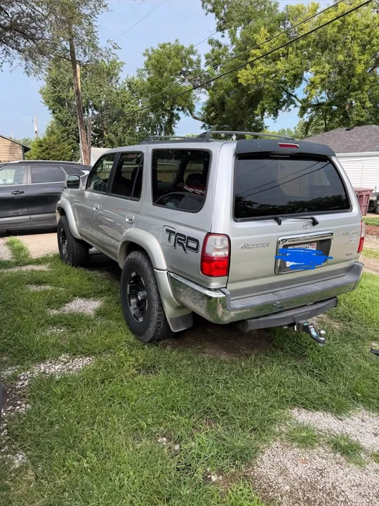 2002 Toyota 4Runner 3rd Gen - Image 5 of 9