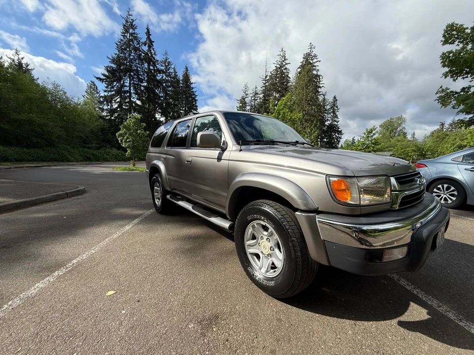2002 Toyota 4Runner 3rd Gen - Image 9 of 14