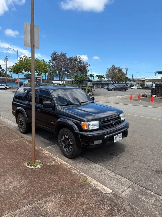 2002 Toyota 4Runner 3rd Gen - Image 2 of 11