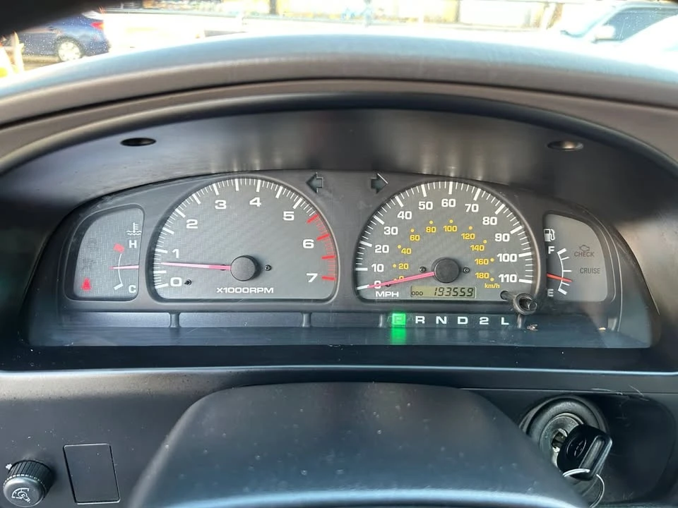 2002 Toyota 4Runner 3rd Gen - Image 11 of 20