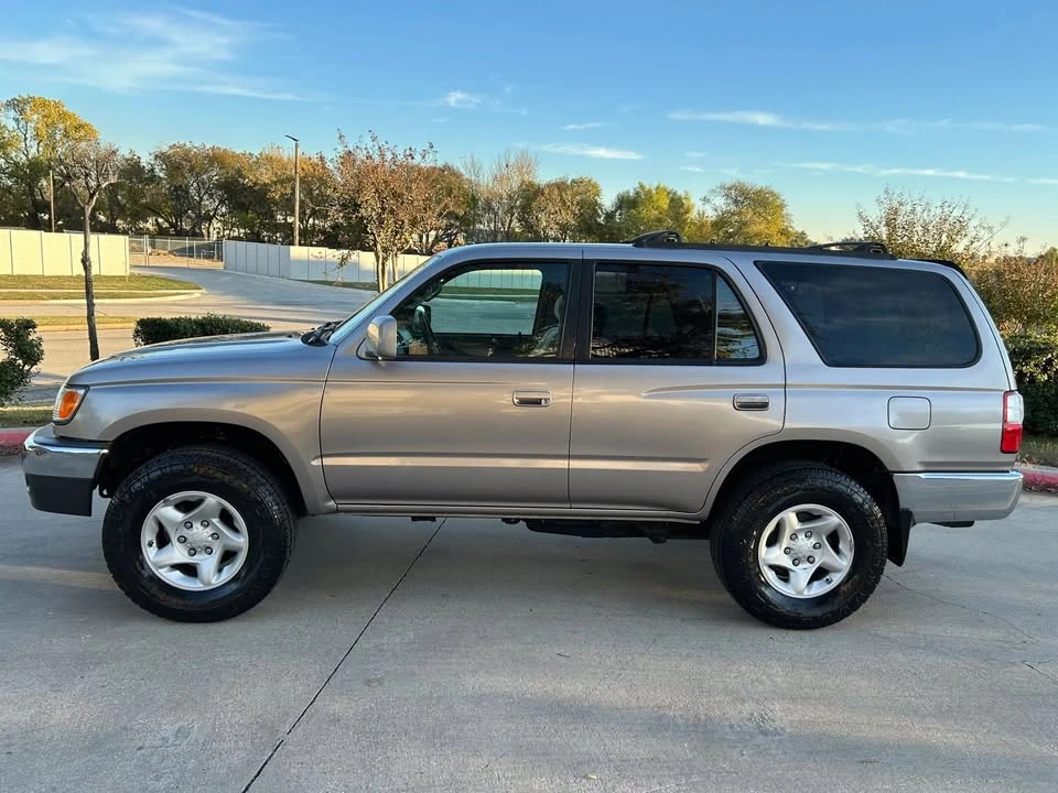 2002 Toyota 4Runner 3rd Gen - Image 3 of 20