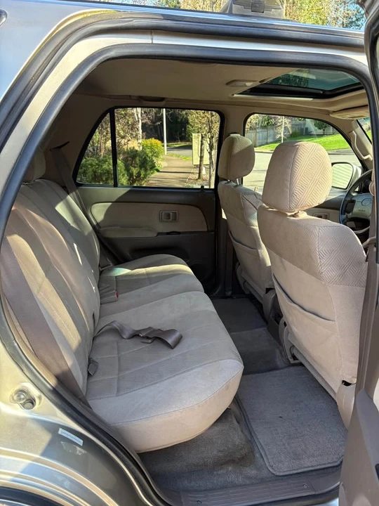 2002 Toyota 4Runner 3rd Gen - Image 6 of 9