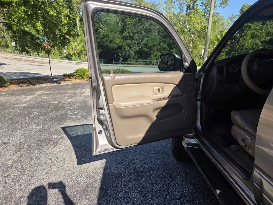 2002 Toyota 4Runner 3rd Gen - Image 4 of 12