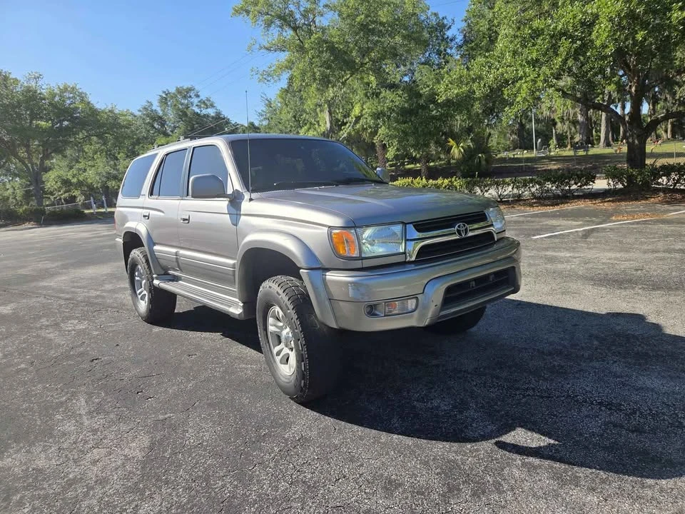 2002 Toyota 4Runner 3rd Gen - Image 2 of 12