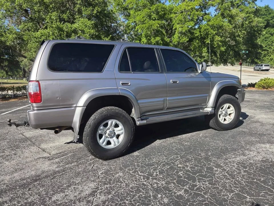 2002 Toyota 4Runner 3rd Gen - Image 11 of 12