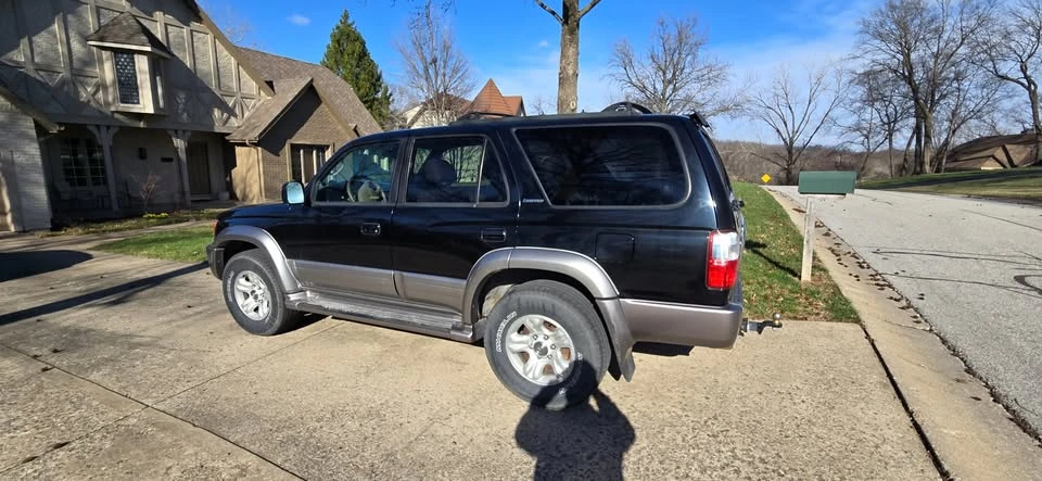 2002 Toyota 4Runner 3rd Gen - Image 2 of 2