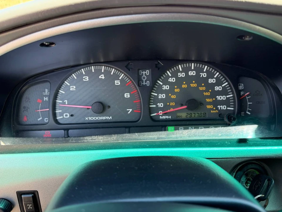2002 Toyota 4Runner 3rd Gen - Image 10 of 16