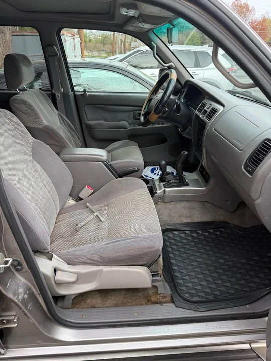 2002 Toyota 4Runner 3rd Gen - Image 4 of 15