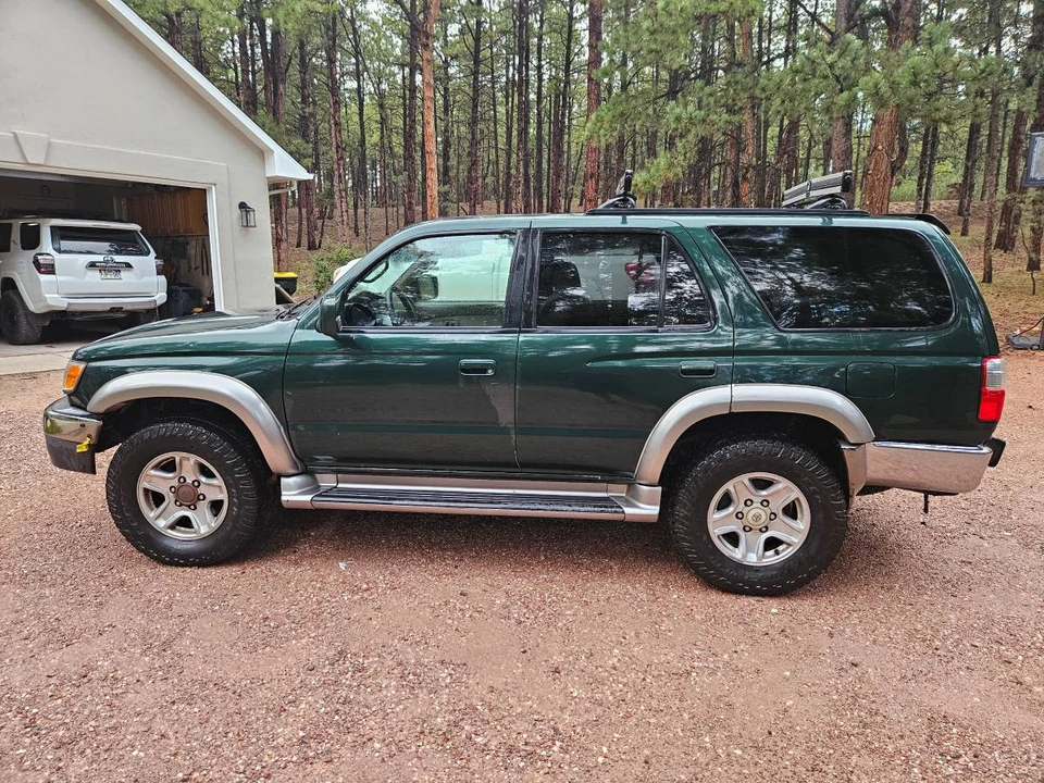 2002 Toyota 4Runner 3rd Gen - Image 5 of 16