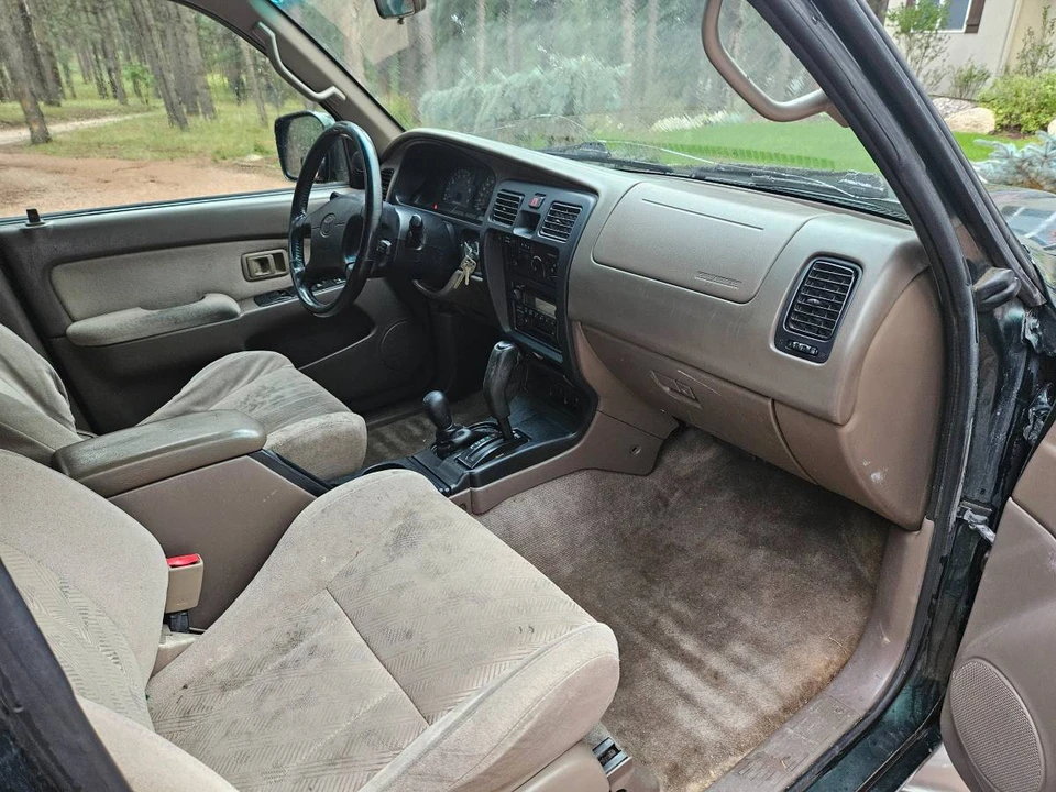 2002 Toyota 4Runner 3rd Gen - Image 13 of 16