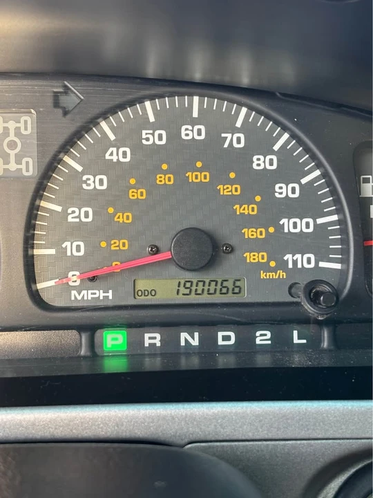 2002 Toyota 4Runner 3rd Gen - Image 11 of 14