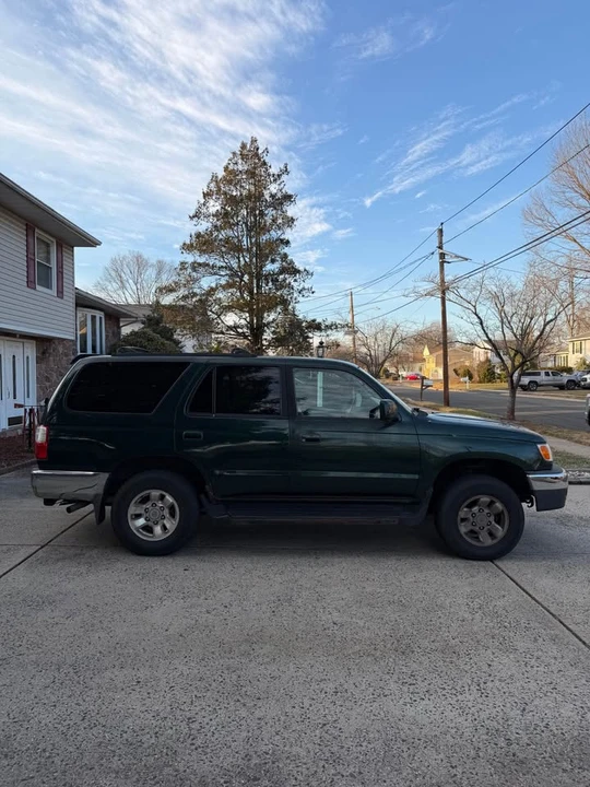 2002 Toyota 4Runner 3rd Gen - Image 4 of 12