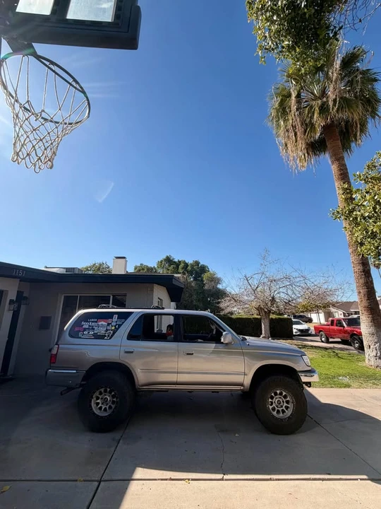 2002 Toyota 4Runner 3rd Gen - Image 2 of 7